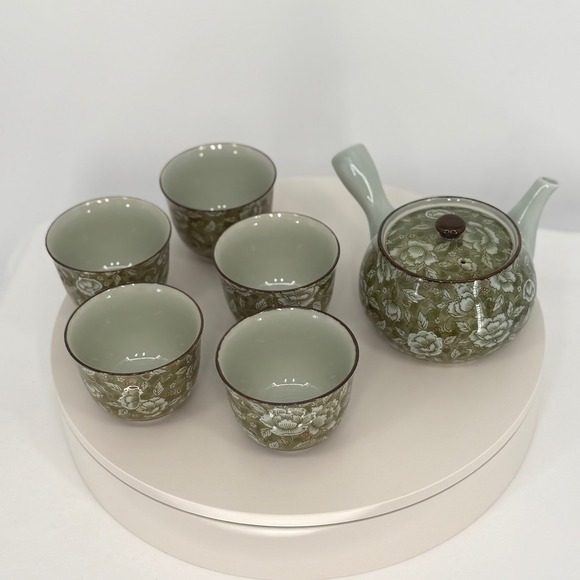 Arita Ware Japanese Tea Set Green Floral Teapot Cups Made in Japan Vintage 96-04